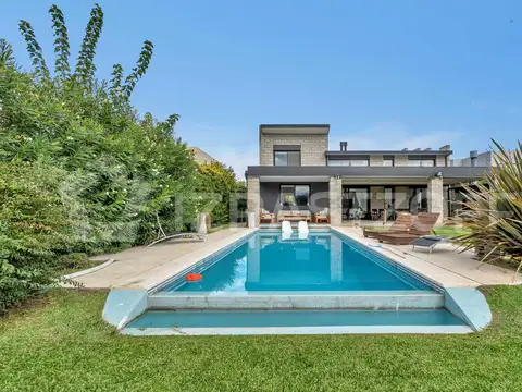 Casa EN VENTA en Las Liebres, 3 dormitorios, importante galeria