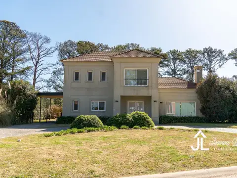 Casa en Alquiler de 3 dormitorios