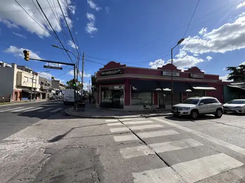 Av. Senador Moron 1000