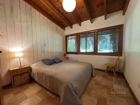 Casa 7 ambientes con 4 baños