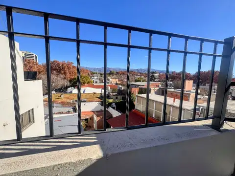 Departamento en Alquiler de 4 ambientes