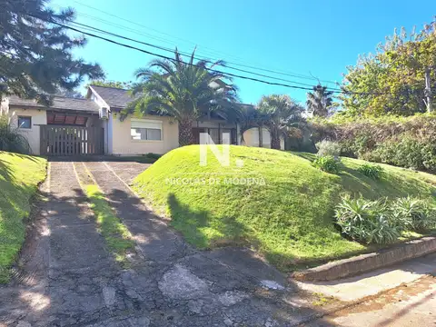 En venta apartamento de 3 dormitorios en Rincon del Indio, excelente ubicación 