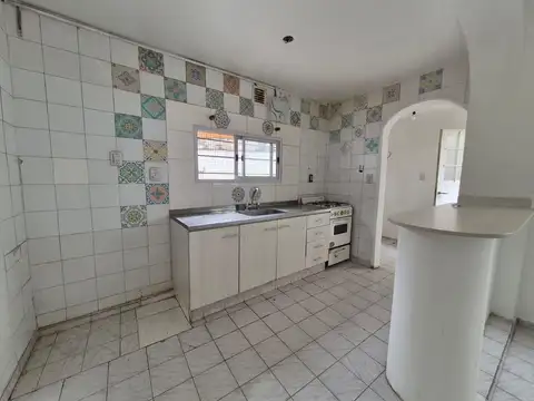 Casa en Venta en Castelar, USD 58.000