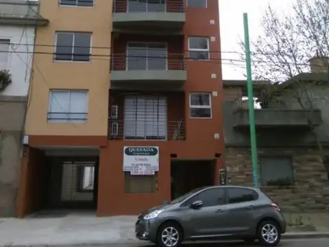 Av De Los Constituyentes 3200 Agronomía Cochera U$16.000