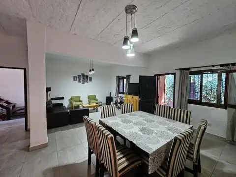 Venta casa de 4 dormitorios en Fisherton.