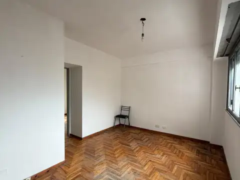 Departamento en Alquiler en Balvanera, $ 600.000