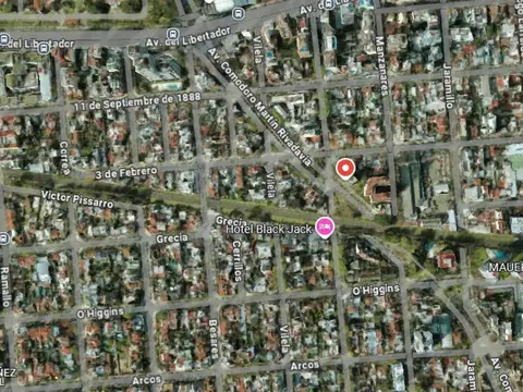 Avenida Comodoro Martín Rivadavia y Paroissien