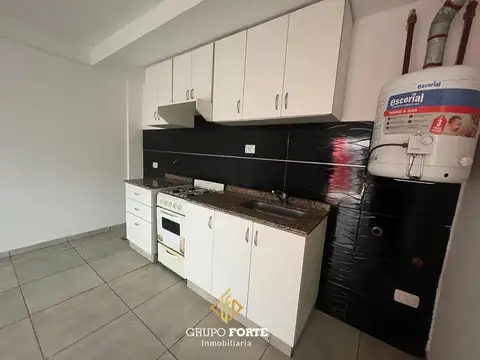 Junin 2800, Piso PB