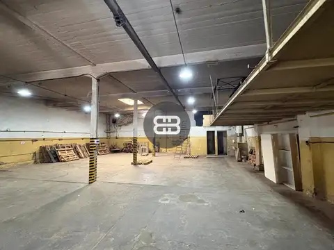 ALQ GALPÓN 380MT2 - VILLA LYNCH