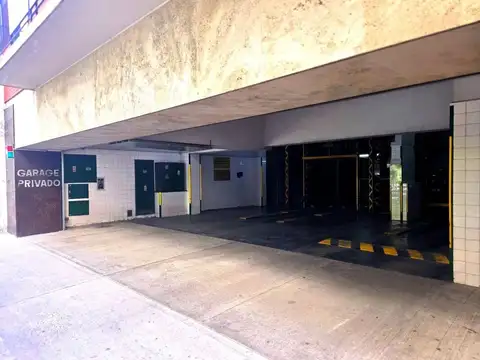 Venta Cochera Microcentro U$S 5.900 Renta!     