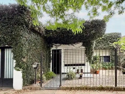 CASA 4 AMBIENTES - SAN ANTONIO DE PADUA SUR