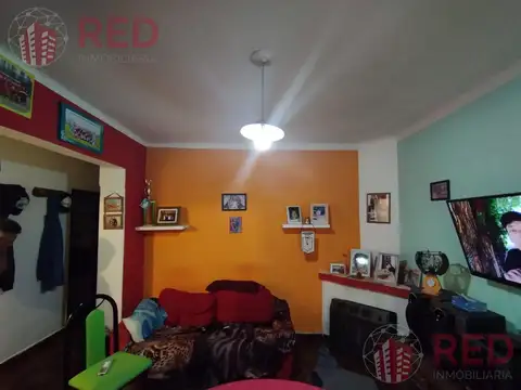 Vende Casa Centro Neuquén - Apta Desarrollo