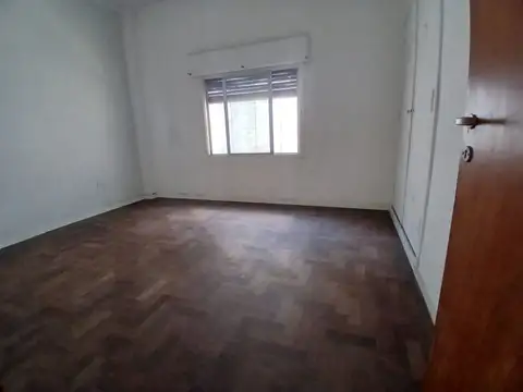 VENTA CHALET Y DPTO EN LOMAS DE ZAMORA