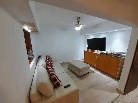 CHALET 4 AMB C/PILETA - MARTIN CORONADO