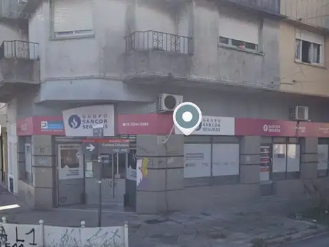 VENTA LOCAL EN ESQUINA - MORON