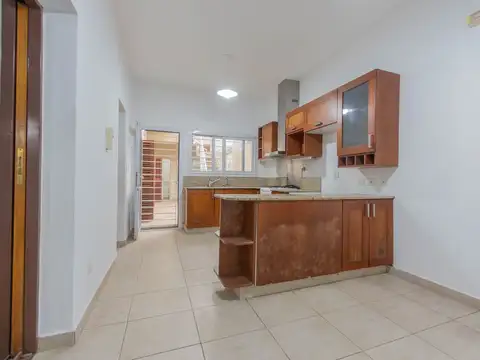 Depto Tipo Casa en Venta de 3 ambientes