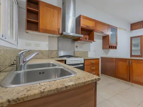 Depto Tipo Casa en Venta en Saavedra, USD 245.000
