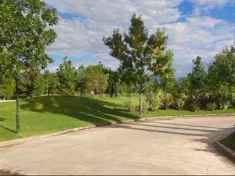 Azcuenaga 2000, Piso 0