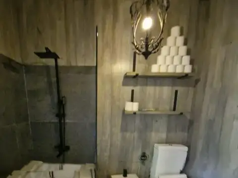 VENTA CASA FLOTANTE EN HIPOCAMPO AL RIO / 3 HAB  / CASA TERRESTRE - APTO CREDITO Y PERMUTA  