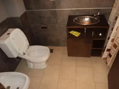 Venta de Mono Ambiente Al Frente con Balcon