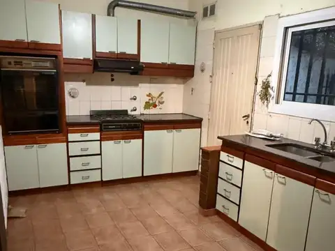 Depto Tipo Casa en Alquiler de 3 ambientes
