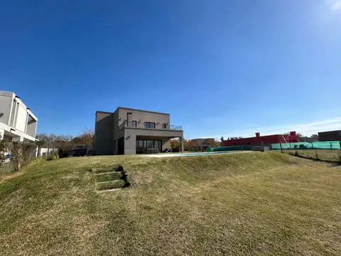 Casa en Venta al Noreste