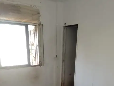 VENTA PH 3 AMBIENTES A RECICLAR MERLO CENTRO OPORTUNIDAD!