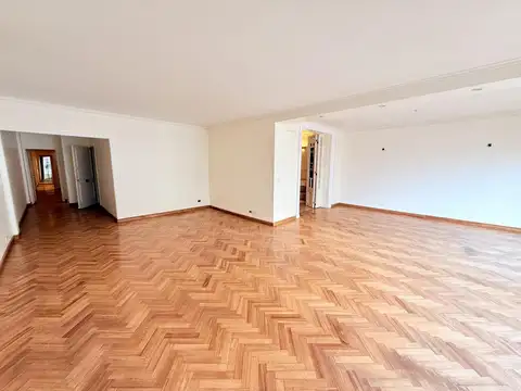 Departamento en Venta de 5 ambientes