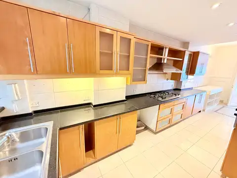 Departamento 5 ambientes con 2 baños