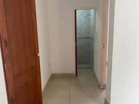 Ph  en alquiler a una cuadra de la estacion  Jose Leon Suarez