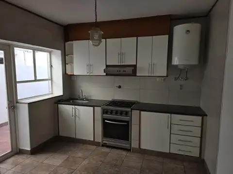 Depto Tipo Casa 3 ambientes con 1 baño
