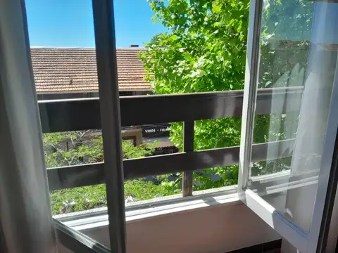 Departamento en Alquiler Temporal en Miramar, USD 1.111.111