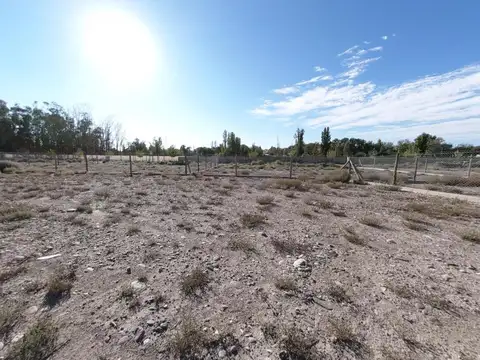 Terreno en Venta 18  mts Fondo