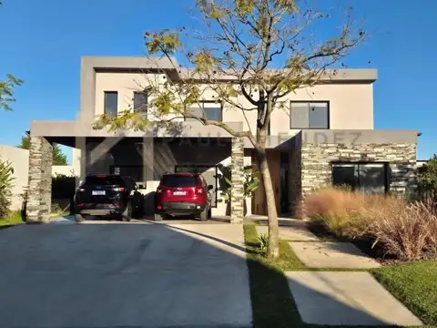Casa Chalet  en Venta en Vistas, Puertos, Escobar