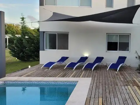 Casa en Venta de 5 dormitorios