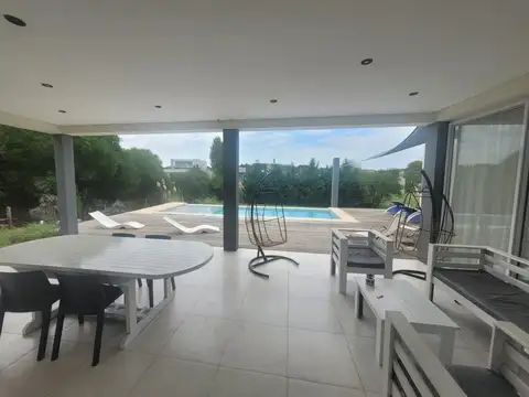 Casa en Venta al Este