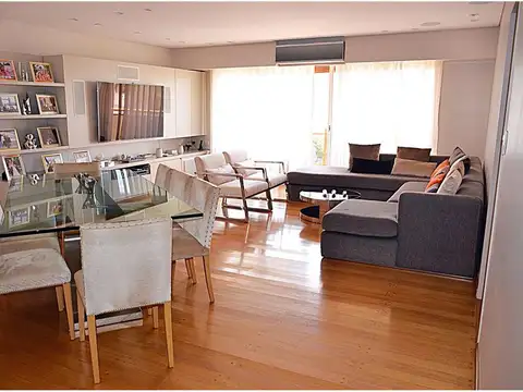 ¡Retasado! 4 Ambientes con Dependencia - 2 Cocheras y Vigilancia 24 hs