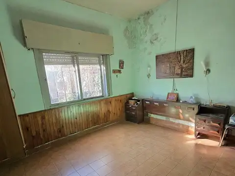 Depto Tipo Casa en Venta 50 años