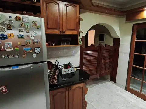 Se ALQUILA CASA 3 DORM-2 BAÑOS -BºAmp.San Fernando