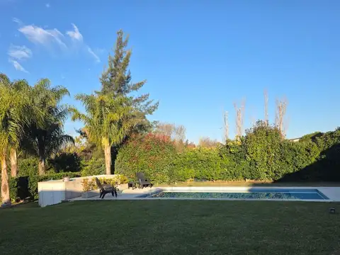 Casa en Venta en Countries y Barrios Cerrados en Campana, USD 400.000