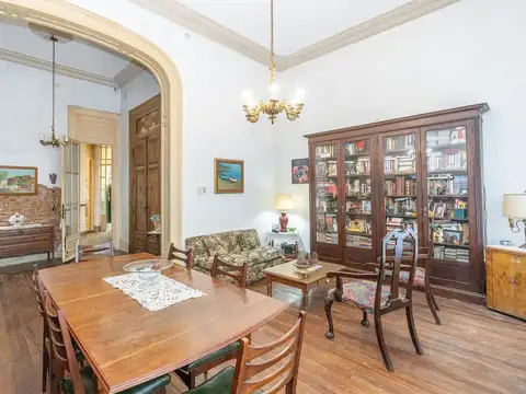 Avenida Benito Pérez Galdós 300