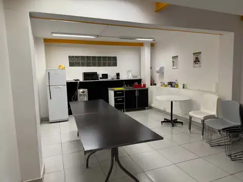 Alquiler Edificio Oficina de 3 plantas en Nuñez