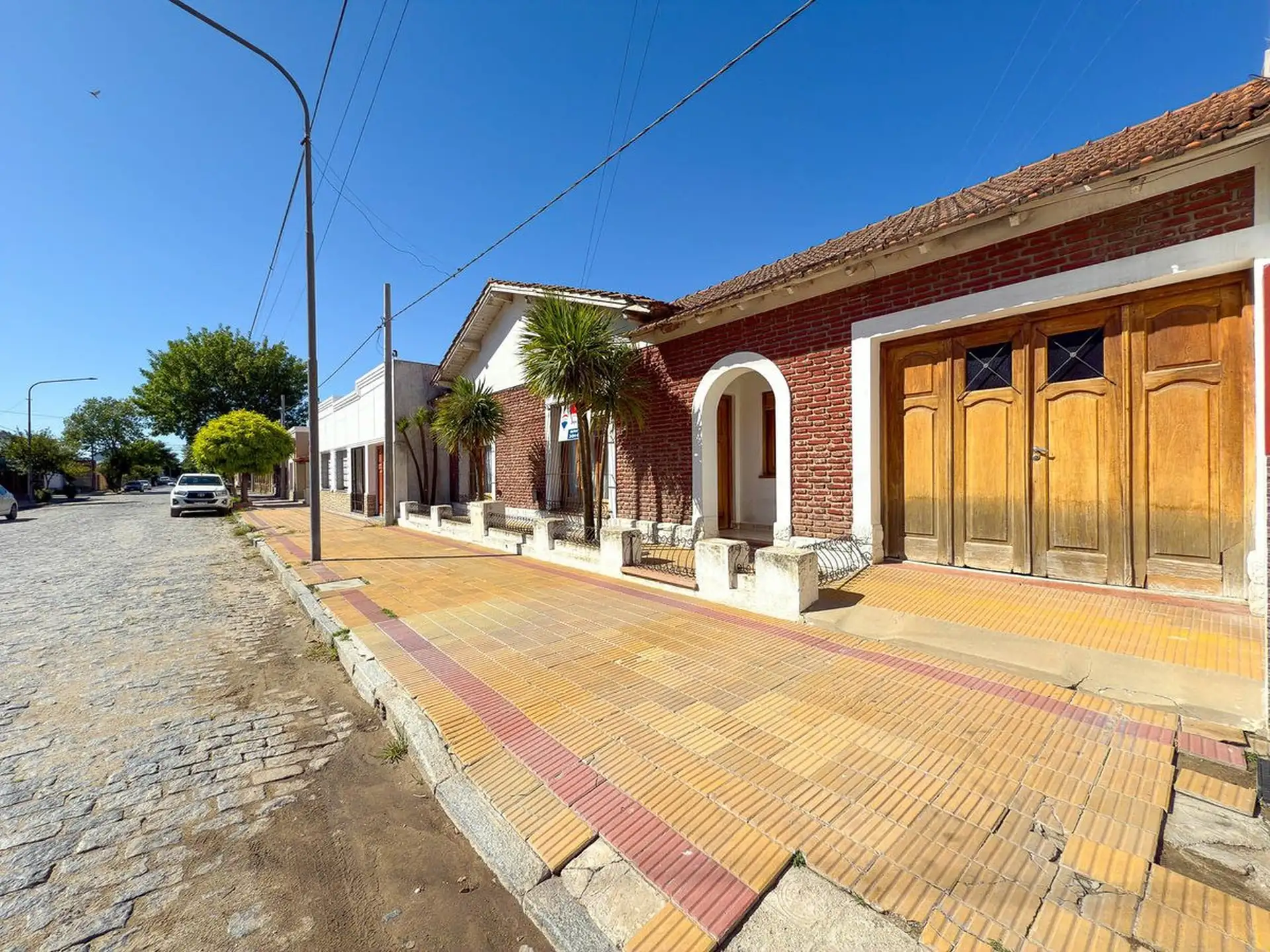 Chalet 3 amb, 180m² en María Ignacia Vela con garaje y quincho