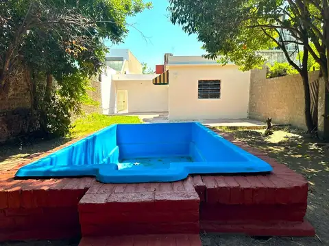 Casa 4 ambientes con 1 baño