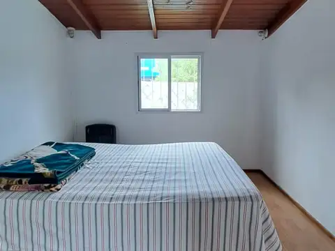 VENTA OPORTUNIDAD. Casa a la venta con dos departamentos.
