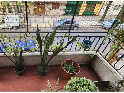 Departamento en Venta en Villa del Parque, USD 190.000