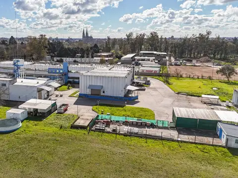 Depósito/Planta Industrial en Venta en Luján