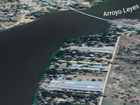 Casa quinta en Arroyo Leyes con bajada al Rio