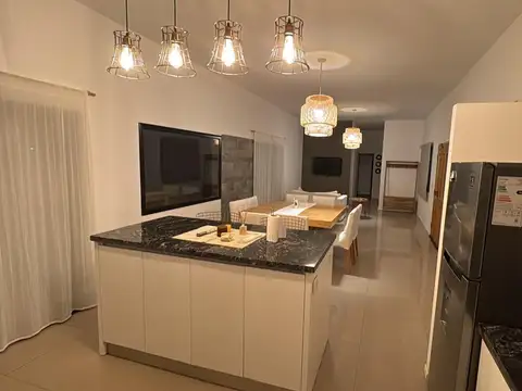 Casa en Alquiler de 4 dormitorios