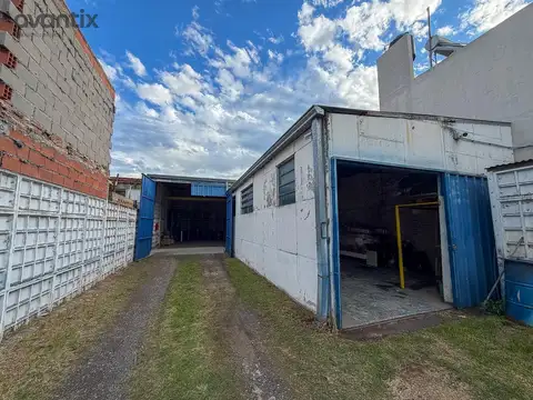 Galpón en venta a metros de Ruta 70 y Av. Podio